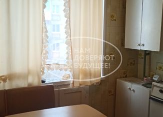 Однокомнатная квартира на продажу, 30 м2, поселок Углеуральский, 2-я Коммунистическая улица, 95В