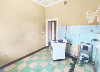 3-ком. квартира на продажу, 76.8 м2, Северск, Транспортная улица, 64