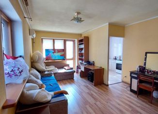 Продаю однокомнатную квартиру, 32 м2, Волгоградская область, улица Пархоменко, 64