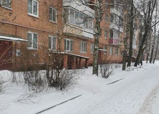 Однокомнатная квартира на продажу, 32 м2, Ломоносов, улица Победы, 21