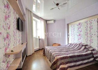 Продажа 4-комнатной квартиры, 100.1 м2, Москва, улица Адмирала Лазарева, 41, метро Улица Горчакова