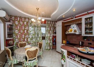 Продается трехкомнатная квартира, 114.7 м2, Краснодар, улица Думенко, 21/1, улица Думенко