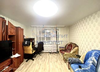 Продается 1-комнатная квартира, 35 м2, Новочебоксарск, Первомайская улица, 32