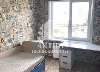 Продается трехкомнатная квартира, 77 м2, Красноярск, Семафорная улица, 201