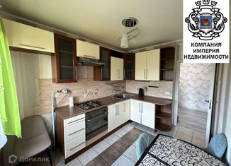 Продаю 2-ком. квартиру, 49.7 м2, Шебекино, улица Фрунзе, 3