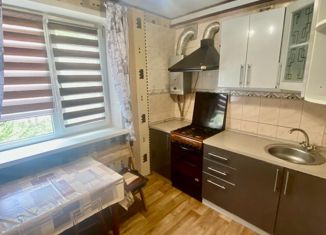 Продажа двухкомнатной квартиры, 35 м2, Малоярославец, Строительная улица, 2