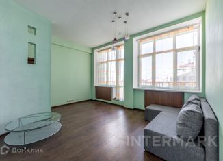 3-комнатная квартира в аренду, 60 м2, Москва, улица Серафимовича, 2, метро Кропоткинская
