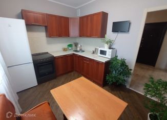 Продается 2-ком. квартира, 54.3 м2, Новосибирск, улица Титова, 240, метро Студенческая