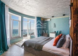 Продажа 2-ком. квартиры, 78 м2, посёлок городского типа Гурзуф, Красная улица, 28А