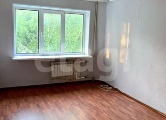 Продается 2-комнатная квартира, 46.7 м2, Сыктывкар, улица Красных Партизан, 70, Октябрьский район