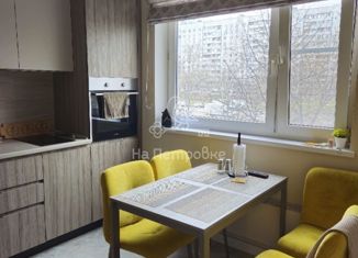 Трехкомнатная квартира на продажу, 75 м2, Москва, СЗАО, Таллинская улица, 24