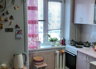 Продам двухкомнатную квартиру, 44 м2, Сосновоборск, улица Энтузиастов, 9