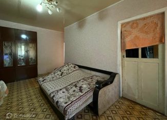 Трехкомнатная квартира на продажу, 55.3 м2, Астраханская область, улица Капитана Краснова, 40