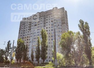 Продажа 3-ком. квартиры, 81 м2, Липецк, 15-й микрорайон, 39