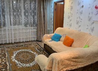 Продам 2-ком. квартиру, 39.3 м2, Бор, Комсомольская улица, 24