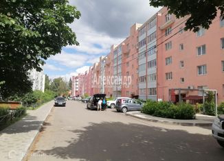 Продается двухкомнатная квартира, 60 м2, посёлок Сосново, улица Никитина, 6