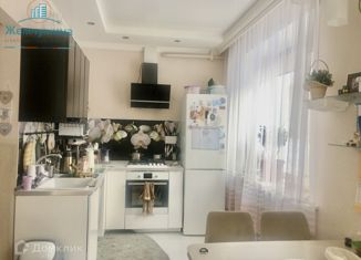 Продажа 4-комнатной квартиры, 90 м2, Ульяновская область, проспект Димитрова, 3