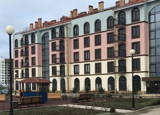 Продается трехкомнатная квартира, 79.6 м2, Евпатория, ЖК Евпатория, улица 60 лет ВЛКСМ, 31к2