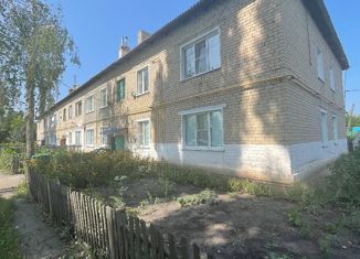 Продажа 2-ком. квартиры, 42 м2, поселок городского типа Грибановский, улица Строителей, 1