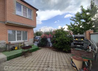 Продам 2-комнатную квартиру, 108.8 м2, посёлок Российский, улица Роз, 5Н