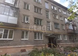 Продажа четырехкомнатной квартиры, 21 м2, Барнаул, улица 40 лет Октября, 32, Октябрьский район