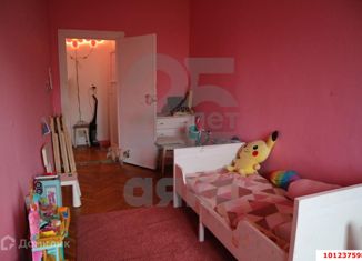 Продам 3-ком. квартиру, 58.6 м2, Краснодар, улица Суворова, 57/2, улица Суворова