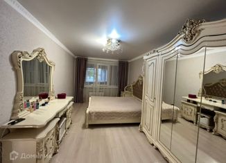Продается четырехкомнатная квартира, 78 м2, Нальчик, район Стрелка, улица Мальбахова, 56