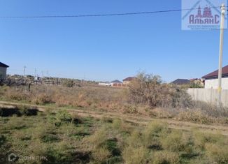 Продается земельный участок, 10 сот., село Атал, Камызякское шоссе, 25