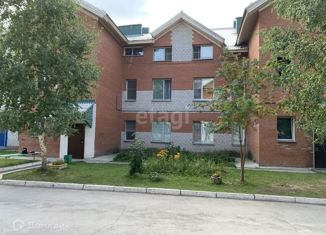 Сдается трехкомнатная квартира, 84 м2, Бердск, территория Бердский санаторий, 42