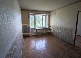 Продается трехкомнатная квартира, 55 м2, Санкт-Петербург, улица Новостроек, 33, улица Новостроек