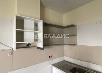 Продаю трехкомнатную квартиру, 144 м2, Москва, Мосфильмовская улица, 70к1, метро Минская