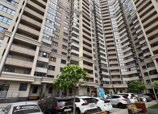 Продается двухкомнатная квартира, 69.5 м2, Краснодар, улица Тургенева, 8, улица Тургенева