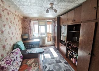 Продается 3-комнатная квартира, 58 м2, Тюменская область, улица Чапаева, 17А