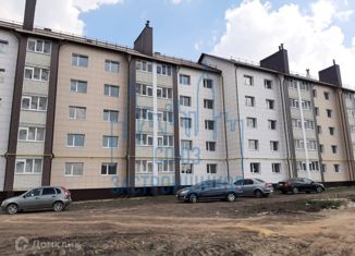 Продам 1-комнатную квартиру, 29.6 м2, деревня Крутые Выселки, Лучезарная улица, 10Б, ЖК Изумрудный Город