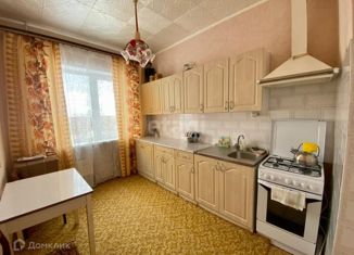 Продаю двухкомнатную квартиру, 51.7 м2, Коряжма, проспект Ленина, 43А