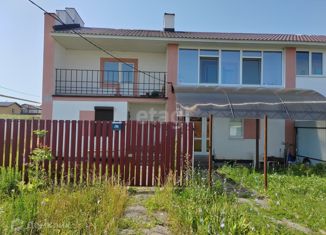 Продаю таунхаус, 55.1 м2, поселок городского типа Новосемейкино, Придорожная улица, 17К