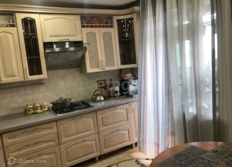 Продаю 3-ком. квартиру, 92.5 м2, поселок городского типа Разумное, улица Филиппова, 7