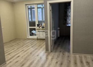 Сдаю в аренду 1-ком. квартиру, 46 м2, Омск, улица Крупской, 13/3