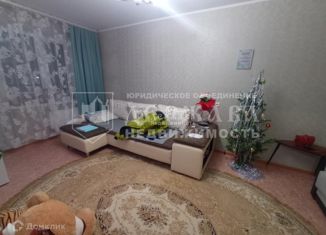 Продаю однокомнатную квартиру, 35.7 м2, Кемерово, проспект Шахтёров, 82