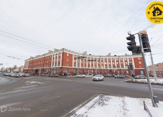 Продается двухкомнатная квартира, 57 м2, Петрозаводск, проспект Ленина, 38, район Центр
