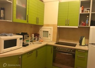 Сдается в аренду комната, 80 м2, Москва, Кудринская площадь, 1, метро Баррикадная