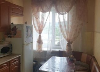 Продам трехкомнатную квартиру, 53 м2, село Екатериновка, Партизанская улица, 21