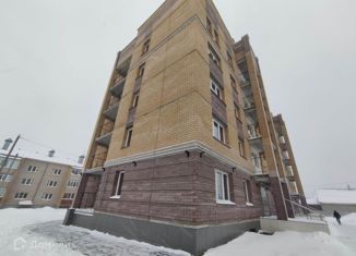 Продается 3-комнатная квартира, 75.9 м2, поселок Ганино, улица Тружеников, 32