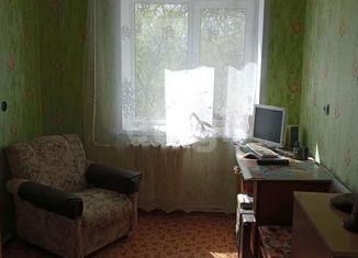 Продается 3-комнатная квартира, 51.8 м2, Киров, улица Жмакина, 1А