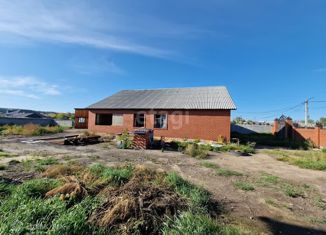 Продаю дом, 252 м2, Артёмовский, Первомайская улица, 32