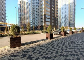 Продам 3-комнатную квартиру, 102.3 м2, Краснодар, ЖК Элегант, Сормовская улица, 1/3