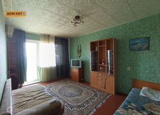 Продаю 1-комнатную квартиру, 38 м2, Армянск, микрорайон имени Генерала Корявко, 23