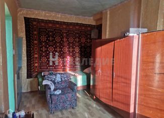 Продается 2-комнатная квартира, 40.9 м2, посёлок Жирнов, Первомайская улица, 49