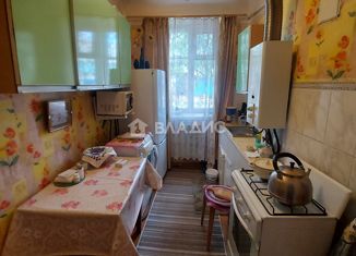 Продам двухкомнатную квартиру, 40.2 м2, Октябрьский, улица Кувыкина, 12