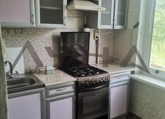 Сдаю 2-ком. квартиру, 45 м2, Набережные Челны, улица Батенчука, 4